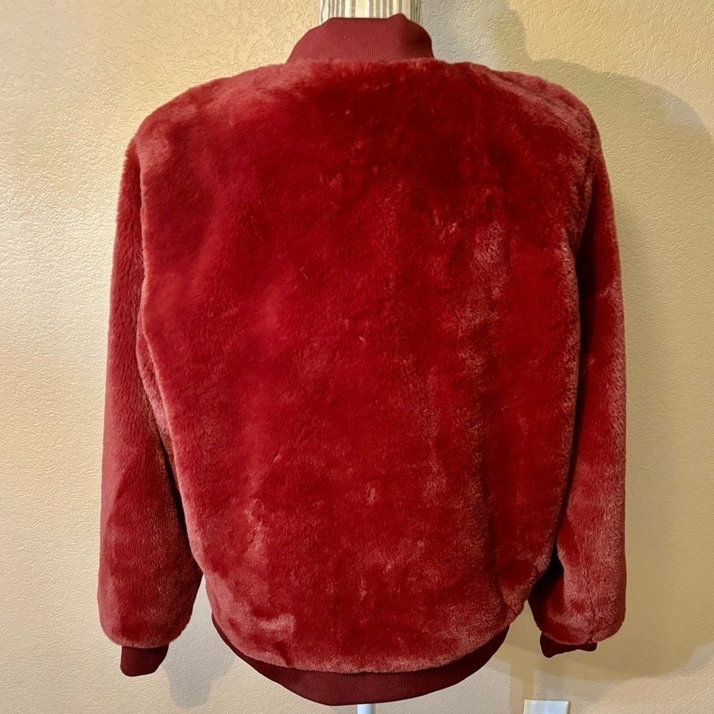 NEW Say What? Jacket Medium Faux Fur Maroon Red Teddy Bomber Jacket Cozy NWOT - Picture 5 of 15